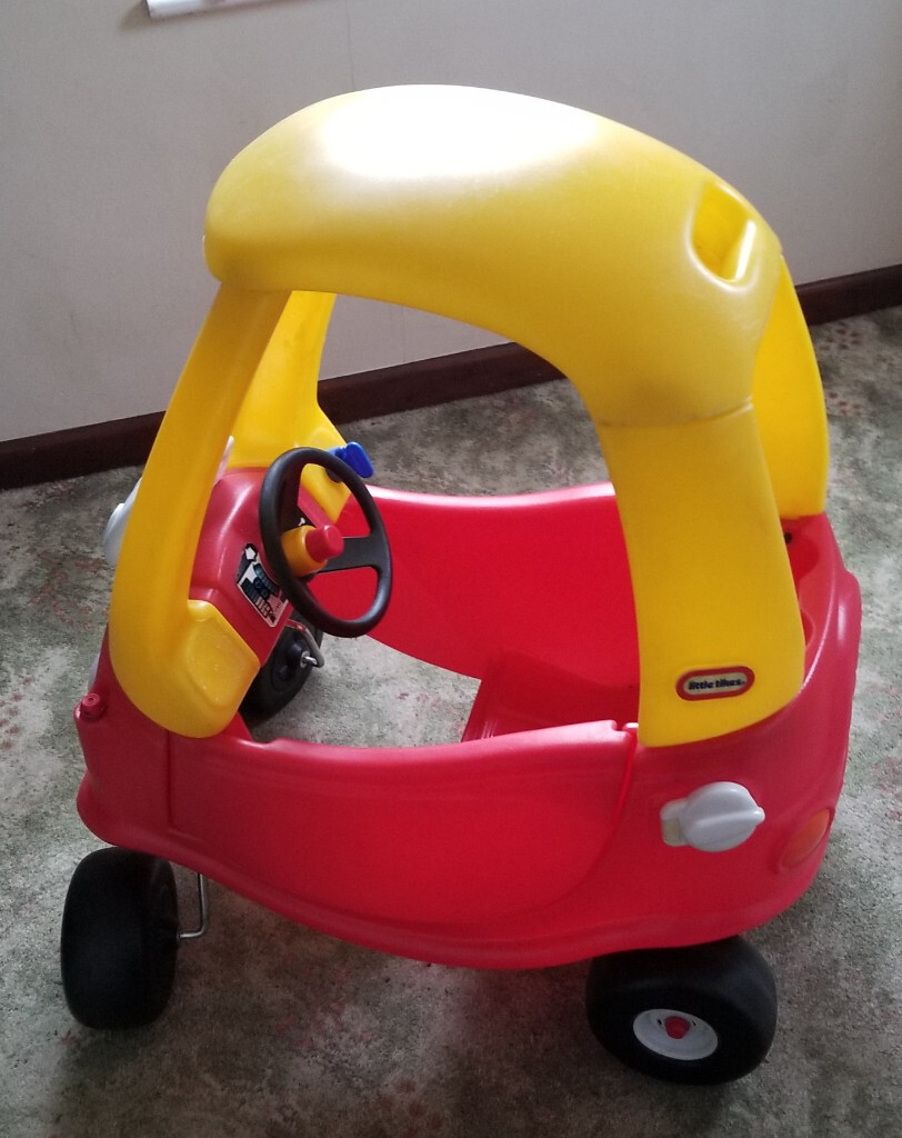 red and yellow ride in car